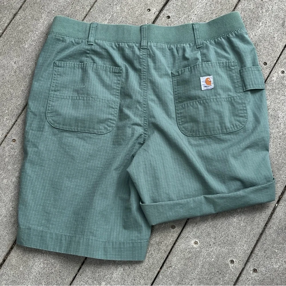 Carhartt Green Work Shorts Women 12 33x9”‎ Roll Tab BS213-W Force Rip Stop - Picture 3 of 12